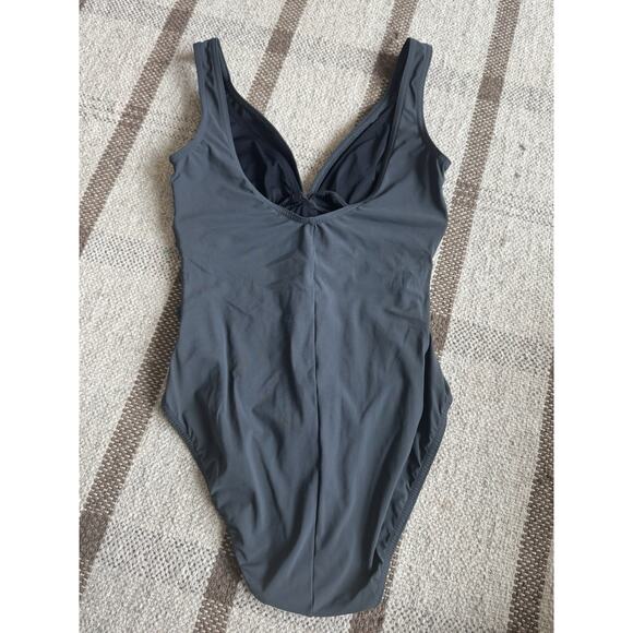 Karla Colletto Smart Suit V Neck Silent Underwire Swimsuit 8 Gray One piece - Picture 4 of 8